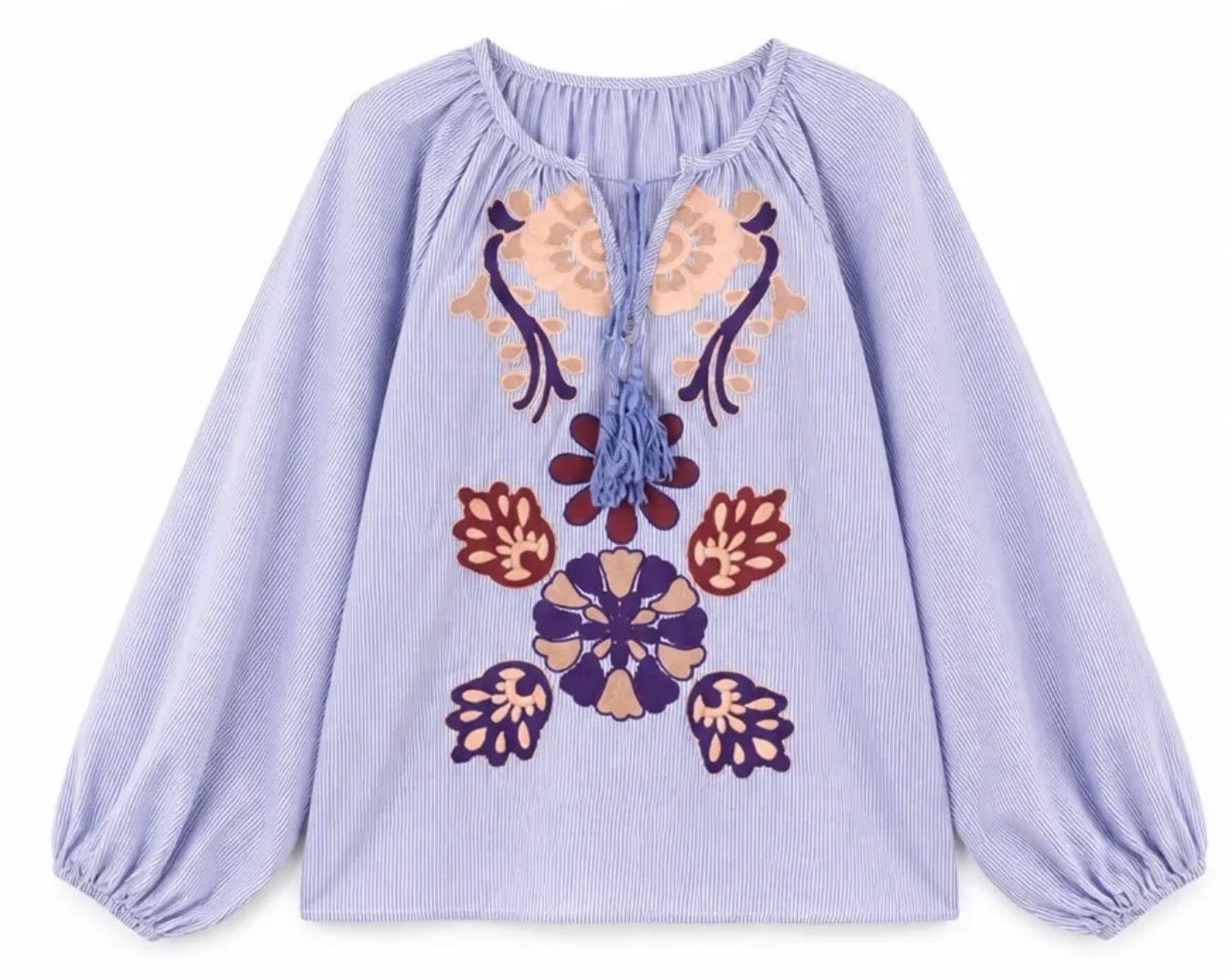 Lilla bomuldsbluse med broderi