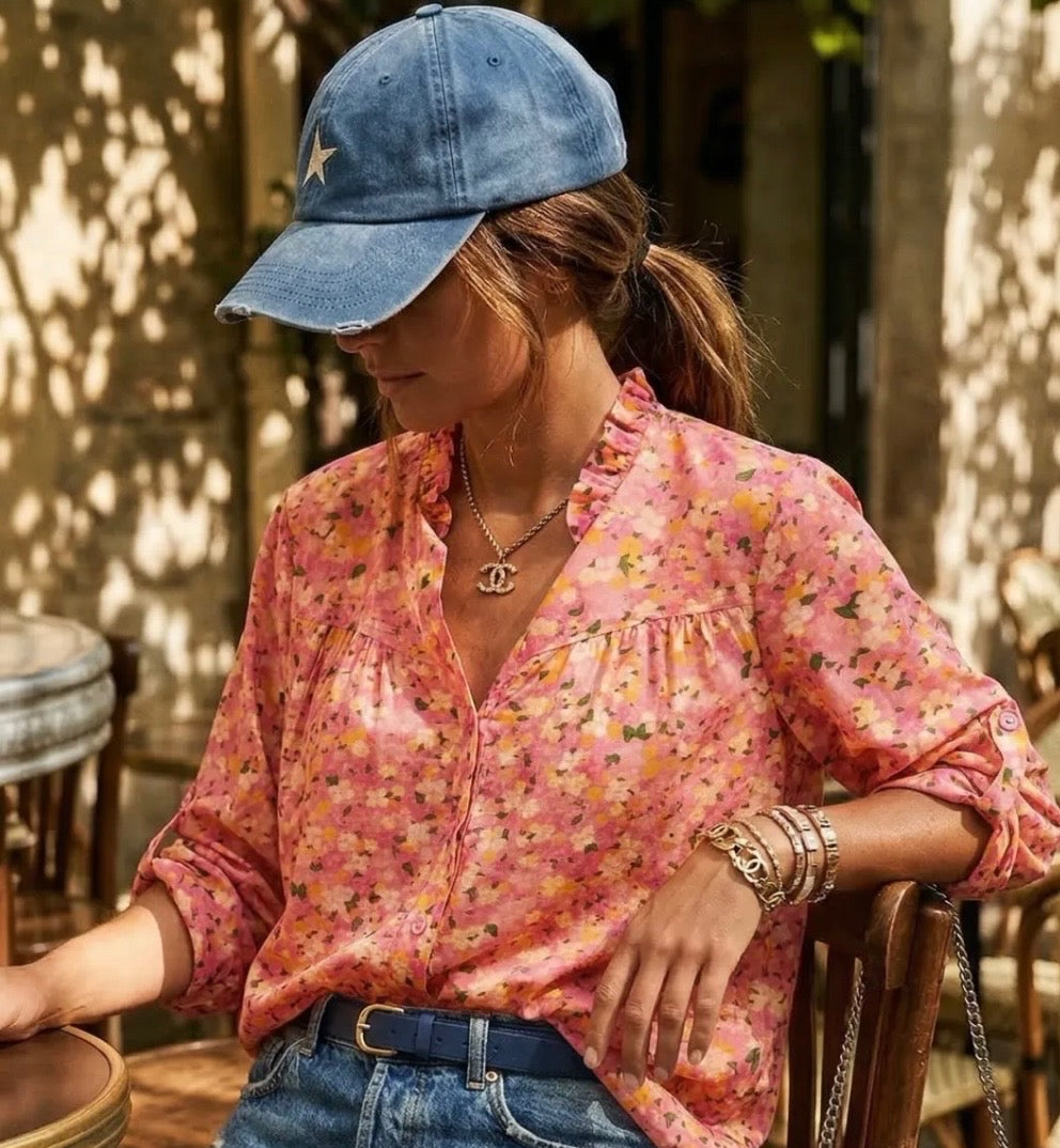 Pink bluse med blomsterprint