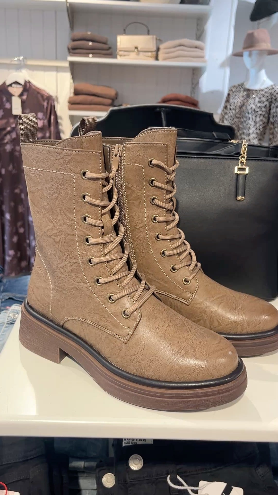 Brune Korte Støvler