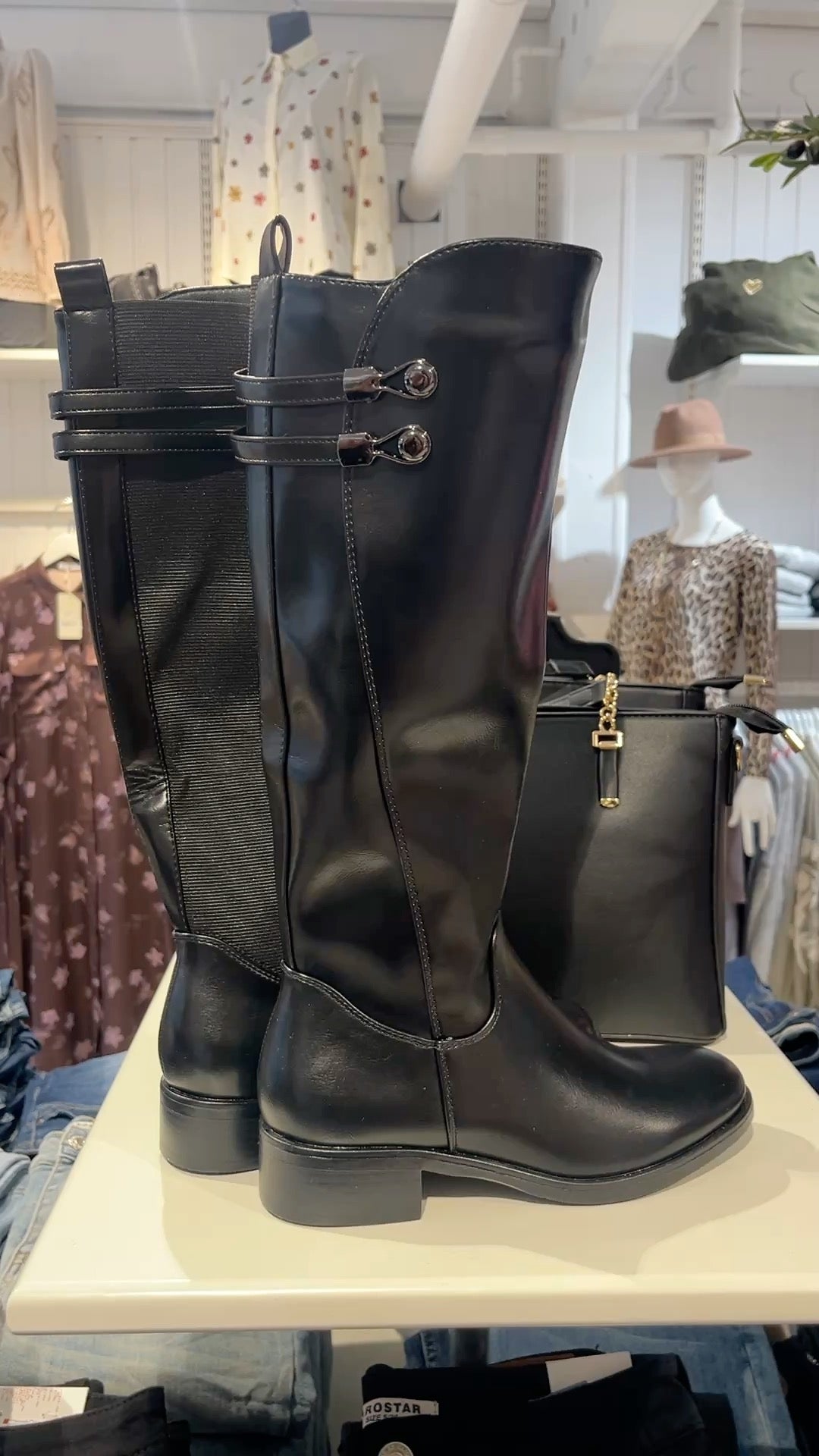 Sorte Støvler Med Højt Skaft