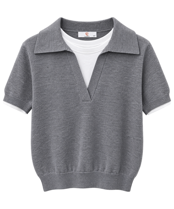 Kortærmet strikbluse med lag-på-lag look