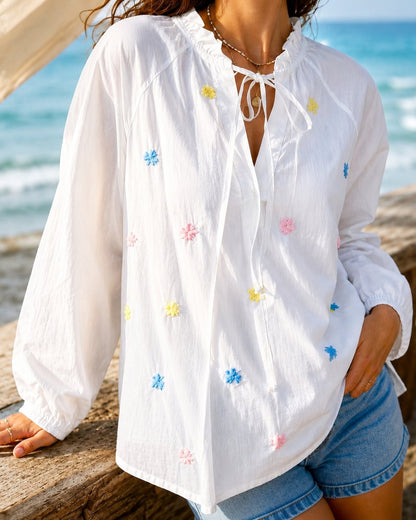 Bluse med broderede blomster