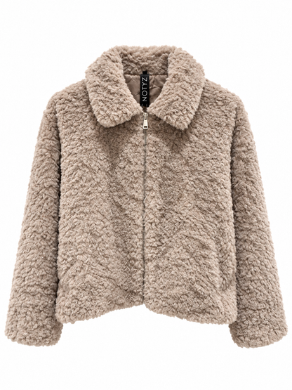 Kort fluffy jakke i imiteret fur (FLERE FARVER)