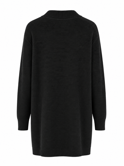 Lang strikcardigan med knapper