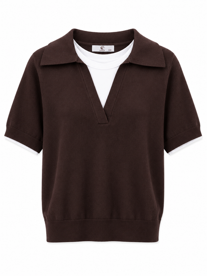 Kortærmet strikbluse med lag-på-lag look