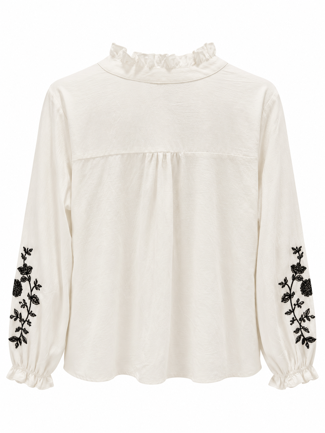 Hvid skjorte med sort broderi