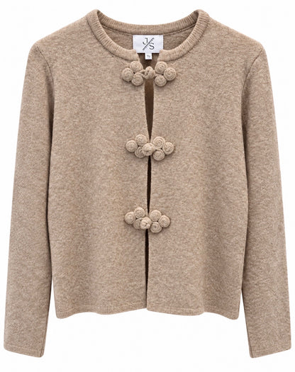 Cardigan med blomsterlukninger
