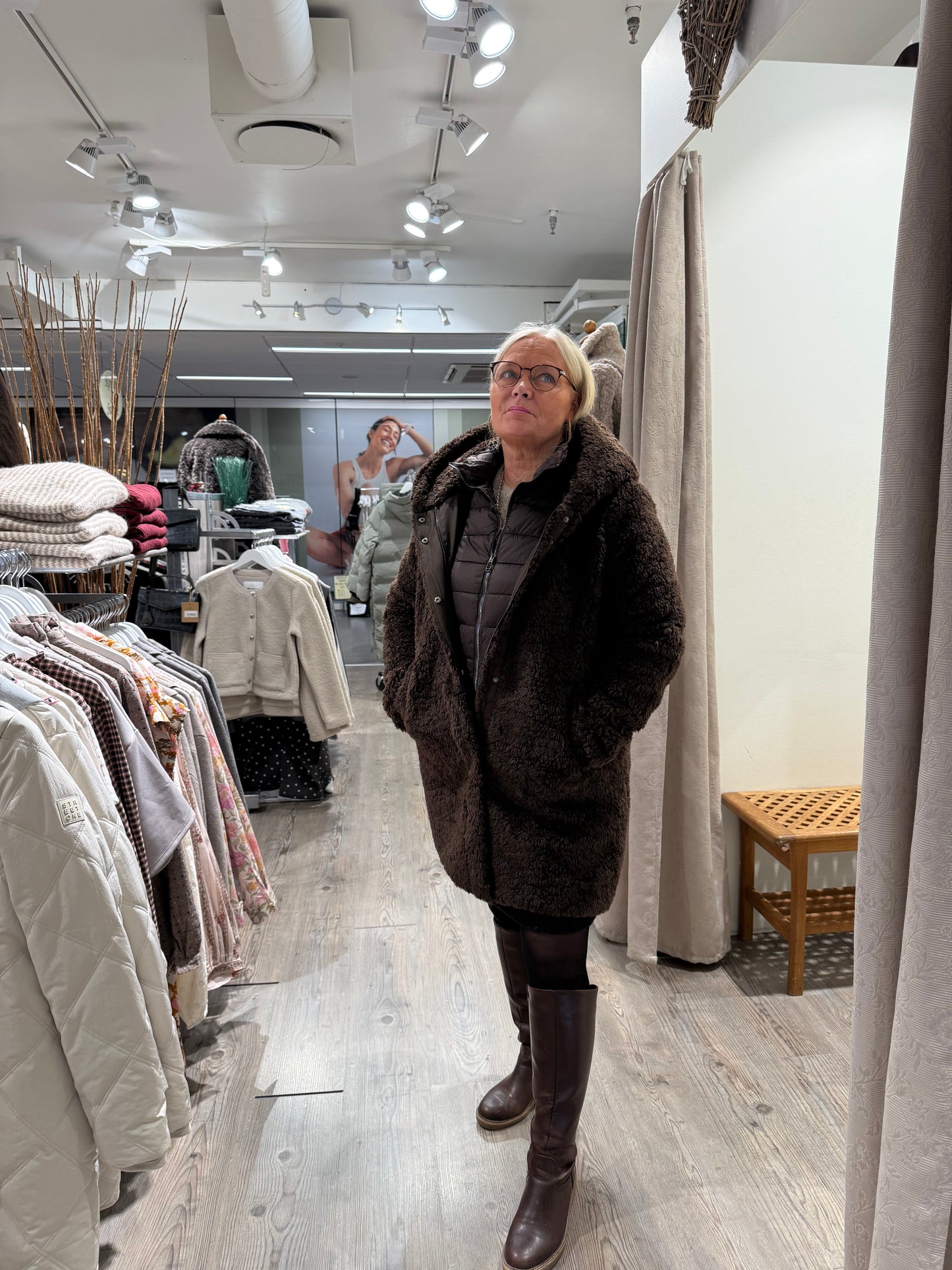 Lang teddyjakke med quiltet vest fra Street One