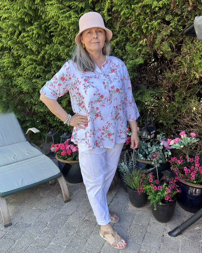 Bomuldsskjorte med pink blomster