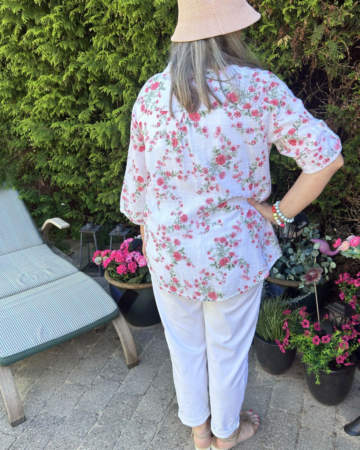 Bomuldsskjorte med pink blomster