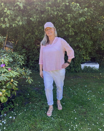 Lyserød sommerbluse i bomuld